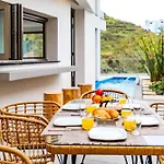 Villa One Sweet World