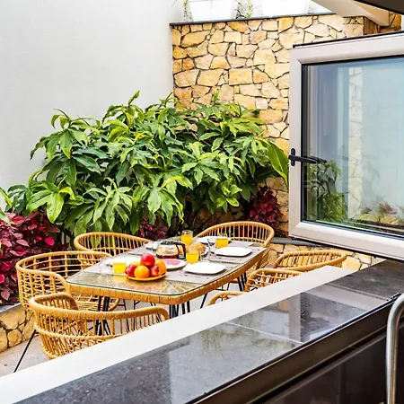 Villa One Sweet World