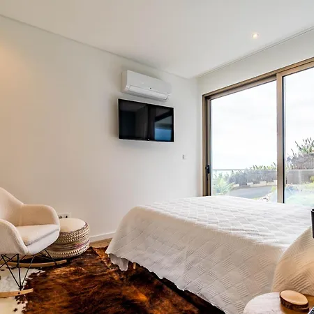 One Sweet World Villa Calheta