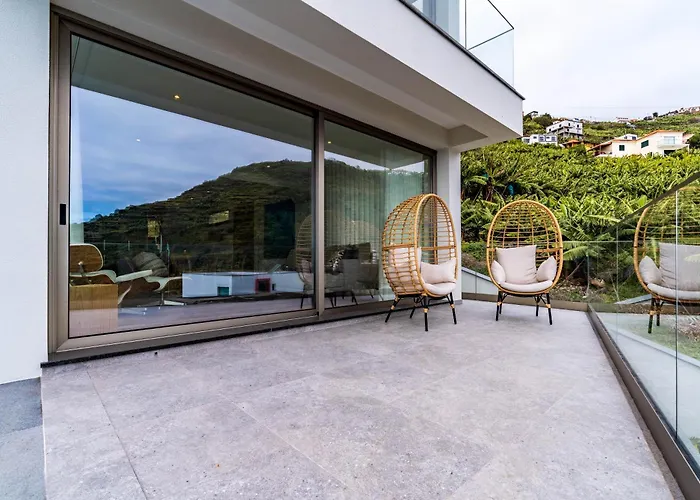 One Sweet World Calheta (Madeira)