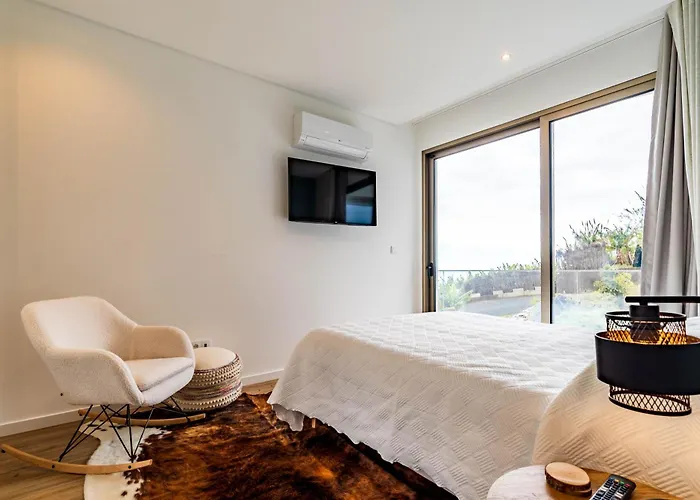 One Sweet World Villa Calheta (Madeira)