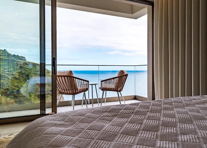 One Sweet World Calheta (Madeira)